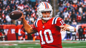 How Patriots QB Drake Maye won over the locker room in his first NFL start